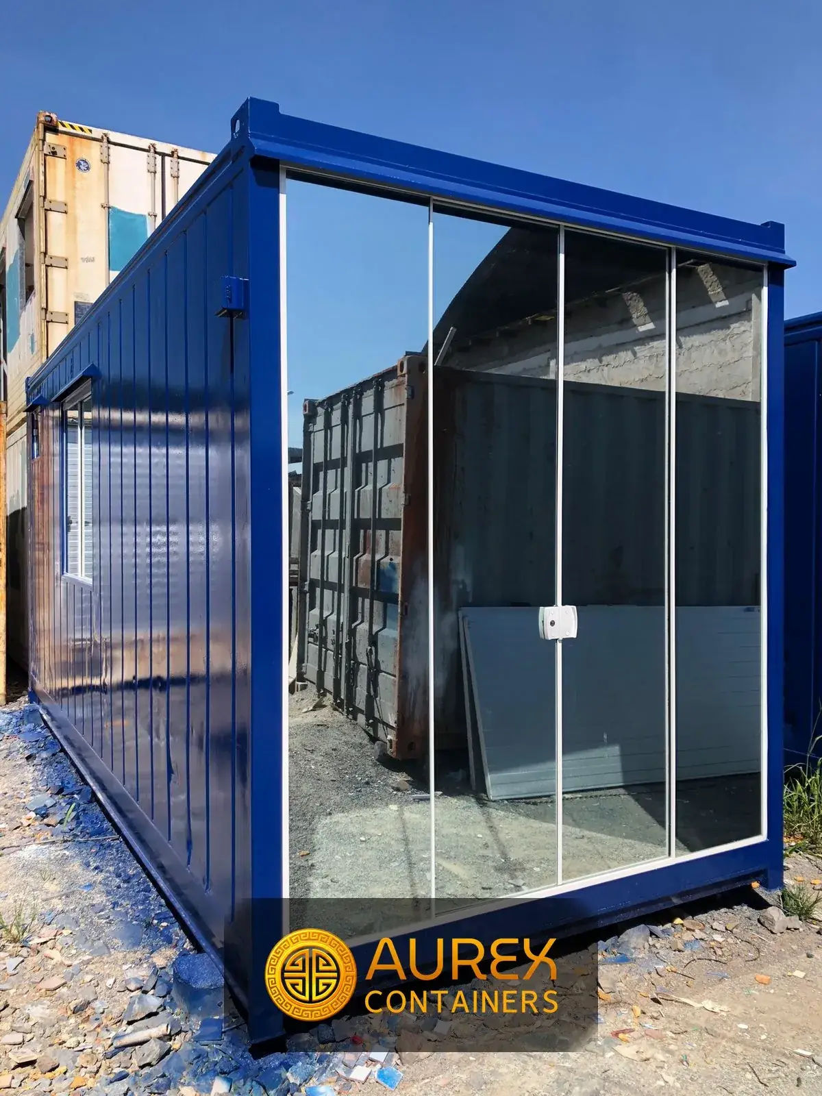 Container Reefer 20' — Modelo Residencial com banheiro completo