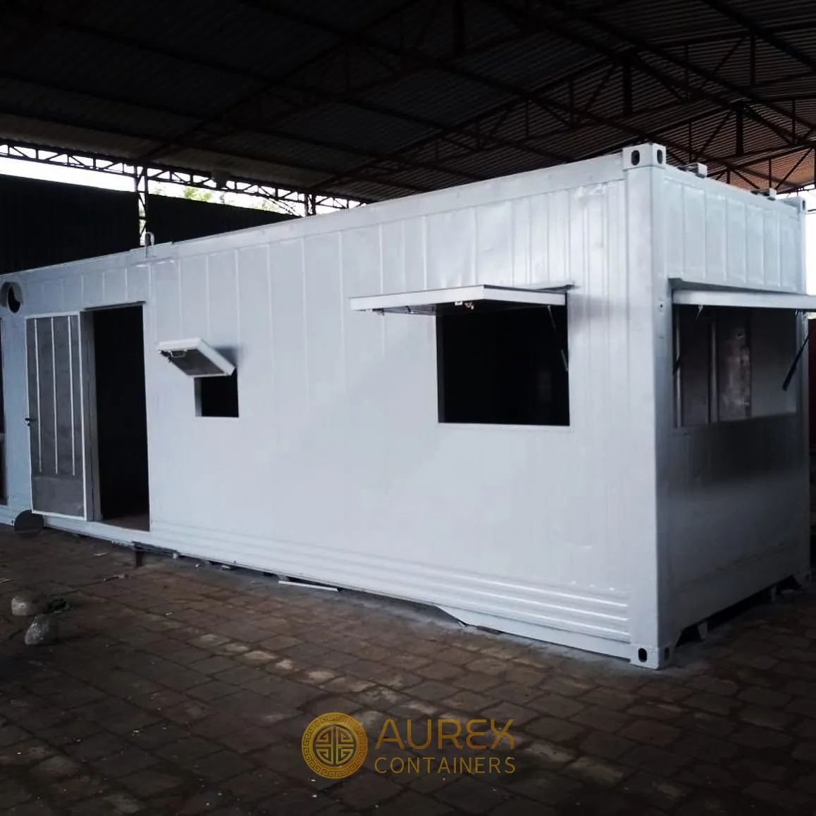 Container Reefer 40' — Lanchonete / Cozinha Industrial com banheiros — imagem 2